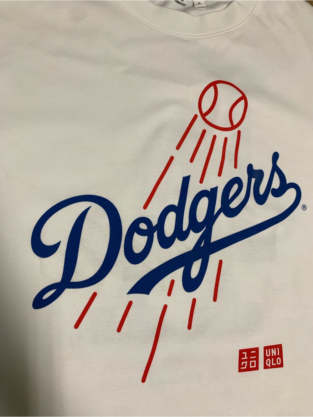 LA Dodgers, Father’s Day UNIQLO T-Shirt (LOOSE MED or can be LRG) (Minor FLAWS)